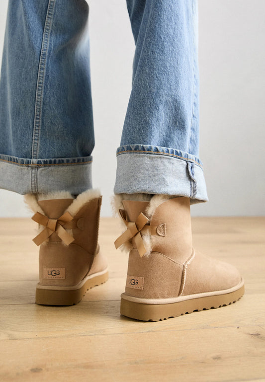 UGG Bailey Bow - brown
