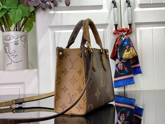 Louis Vuitton - bag