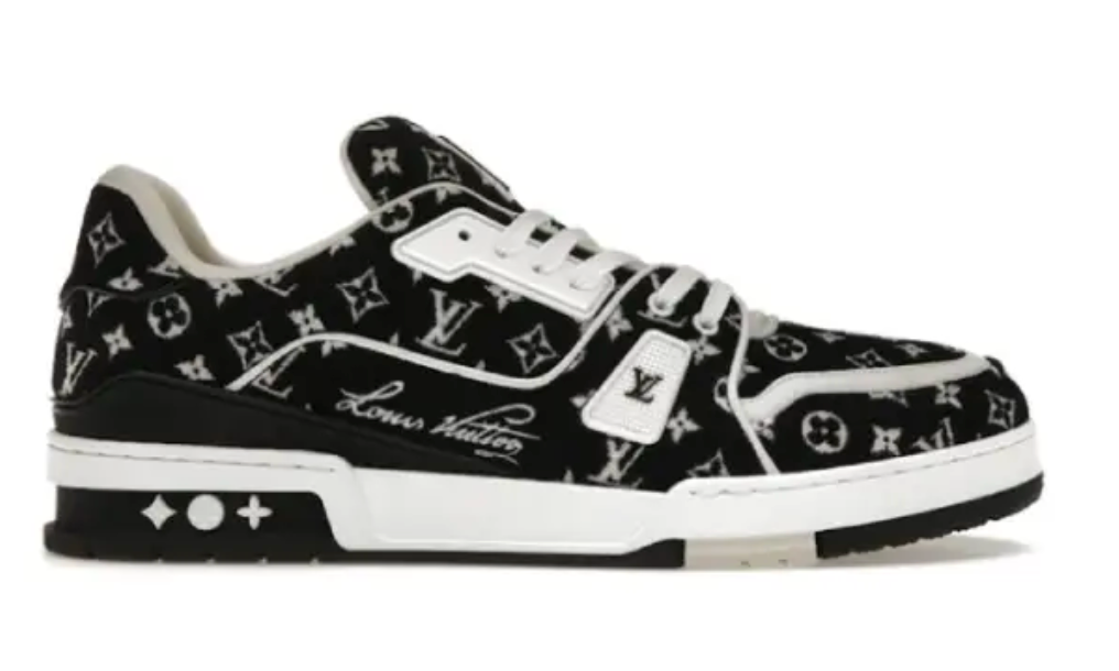 Louis Vuitton - Black Monograph