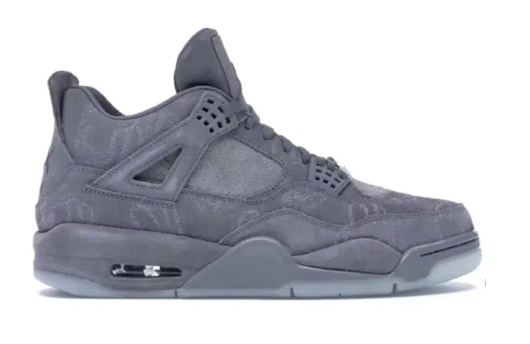 Jordan 4 - Kaws