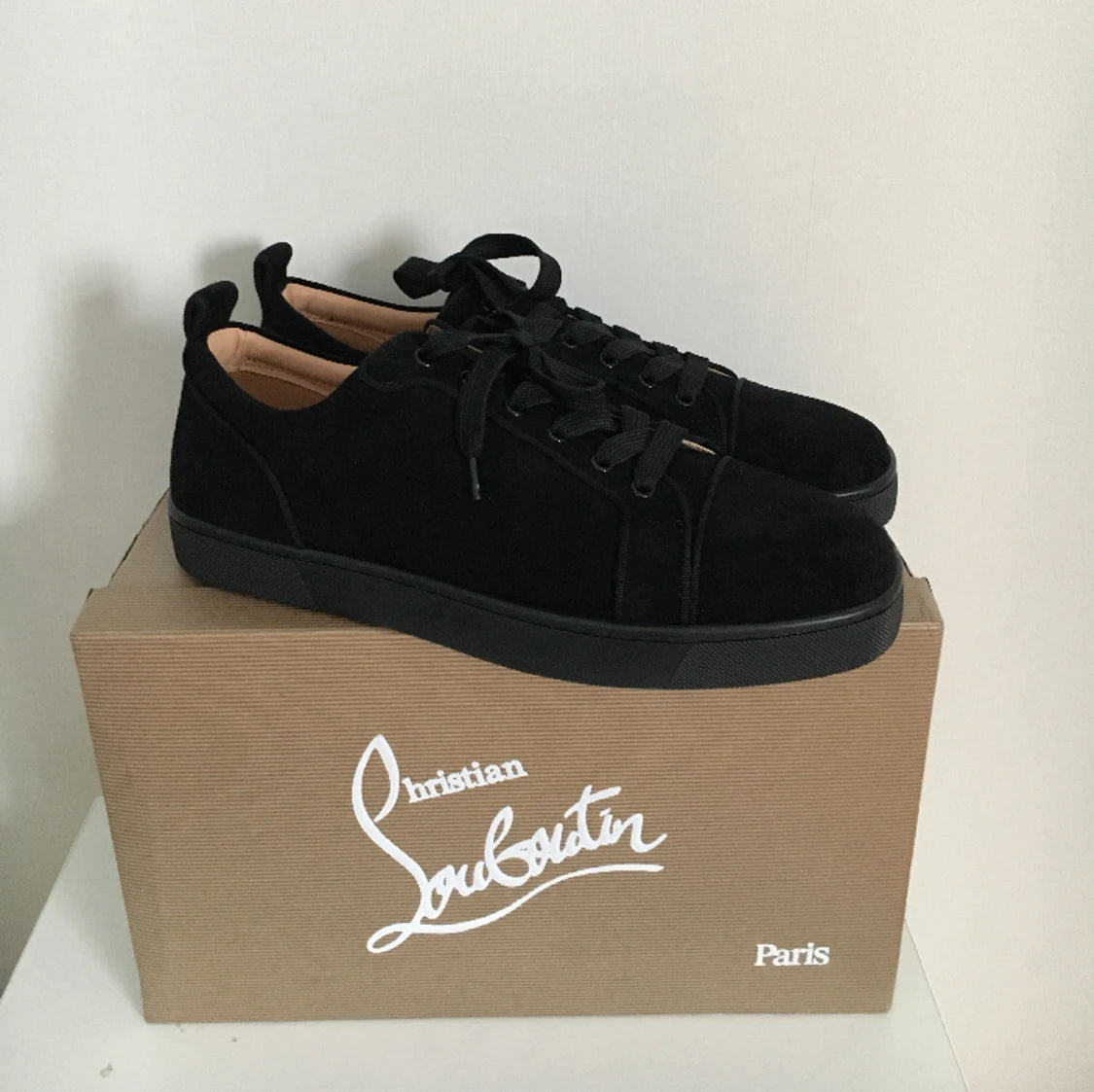 Louboutin - Black No Spikes