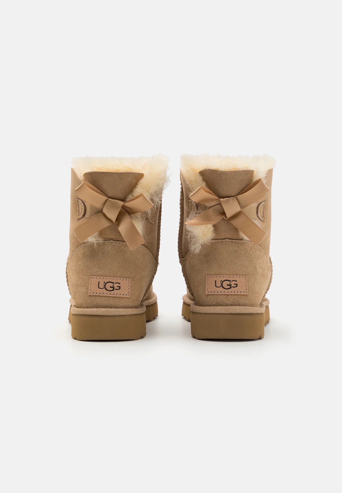 UGG Bailey Bow - brown
