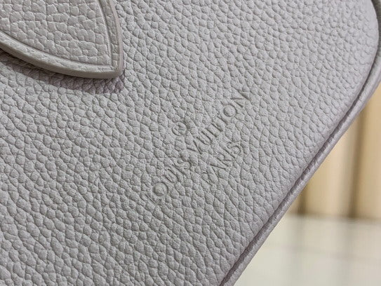 Louis Vuitton - bag