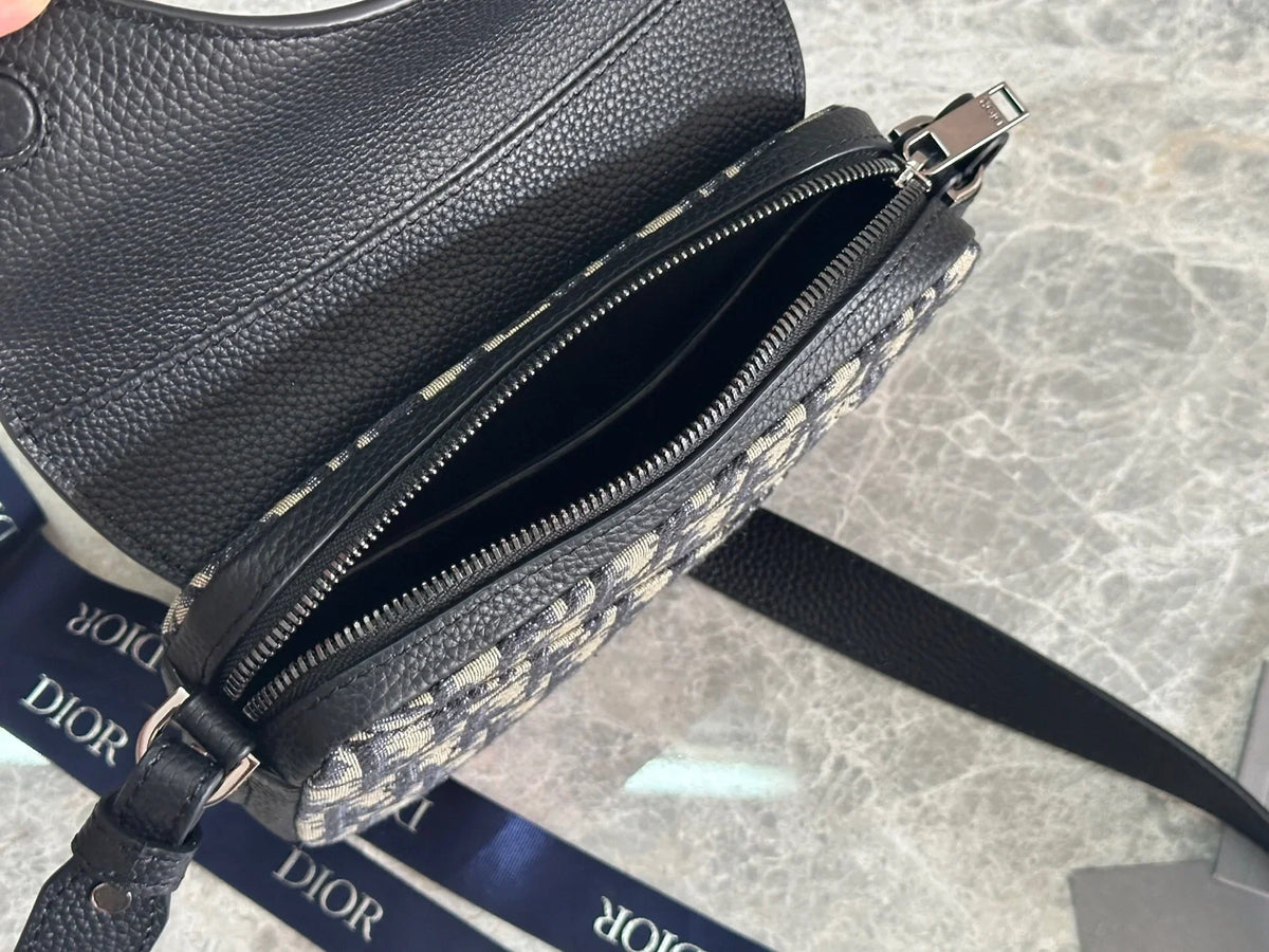 Dior - handbag