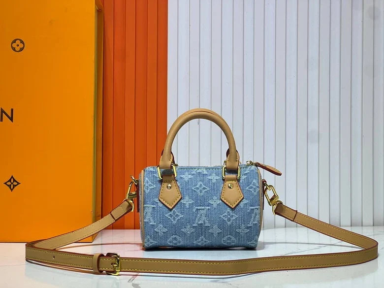 Louis Vuitton - bag