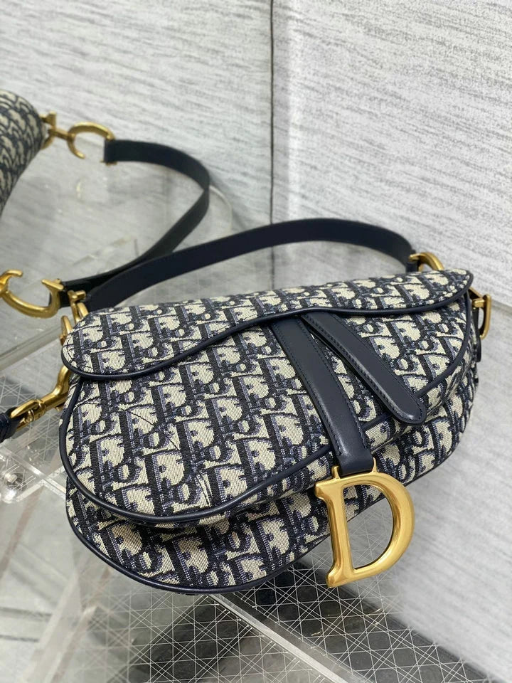 Dior - handbag