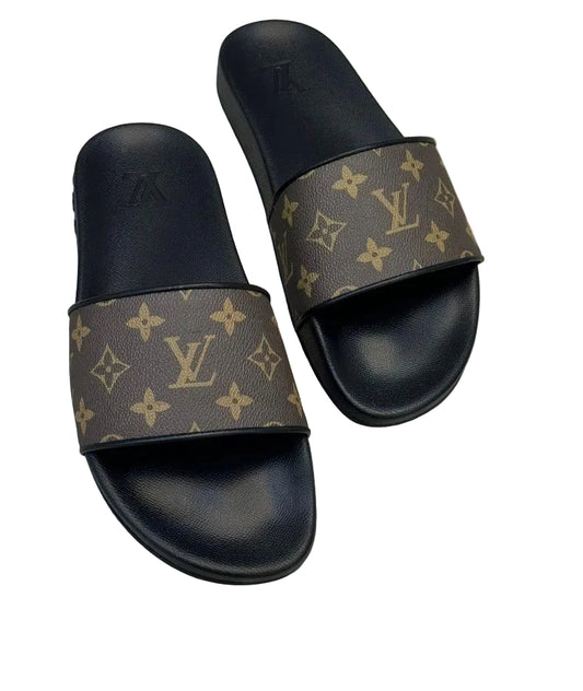 Louis Vuitton Slides - Brown