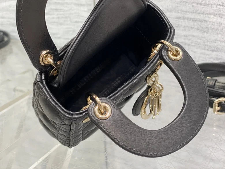 Dior - handbag