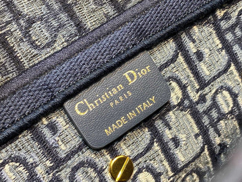 Dior - handbag
