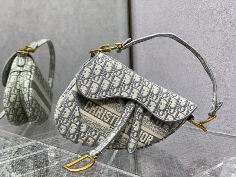 Dior - handbag