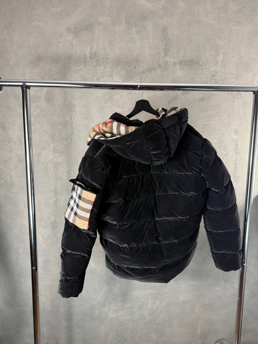Herren – schwarze Burberry-Jacke