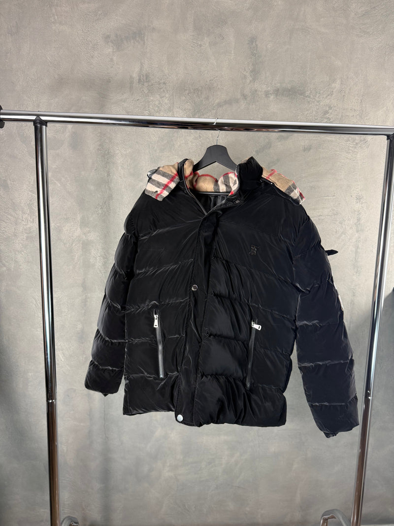 Man - Burberry Black Jacket