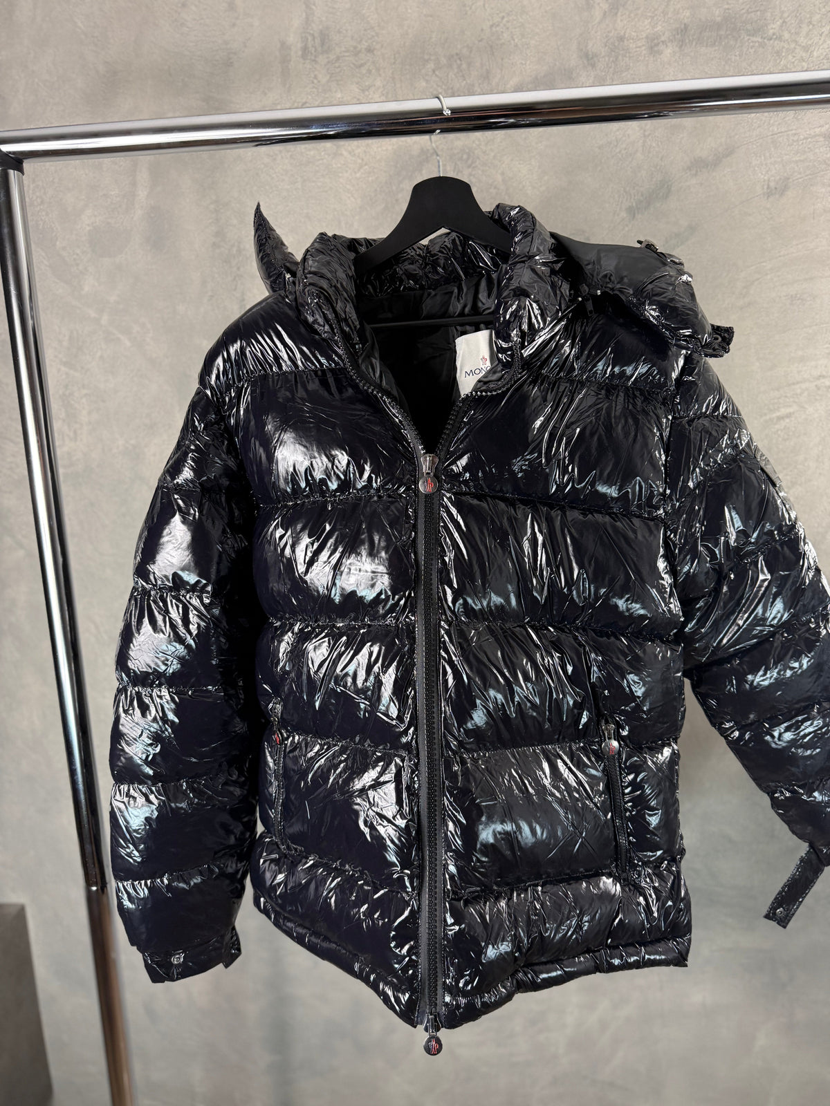 Herren – schwarze Moncler-Jacke
