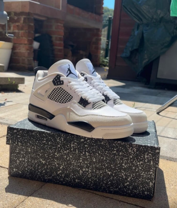 Jordan 4