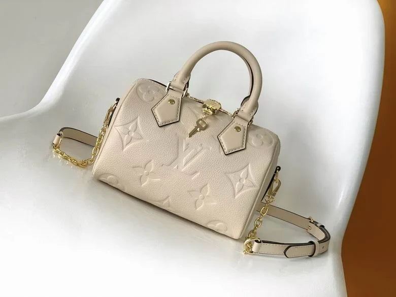 Louis Vuitton - bag