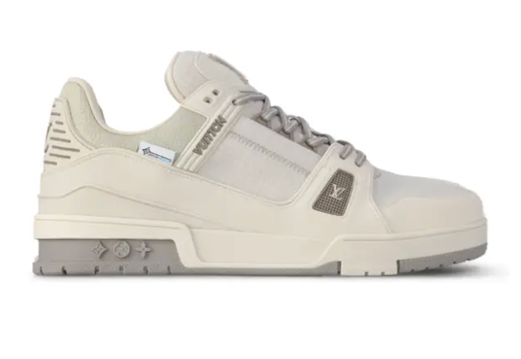 Louis Vuitton - Gray Signature