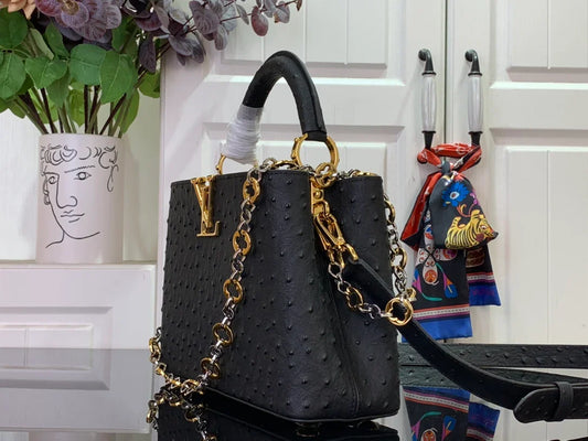 Louis Vuitton - handbag